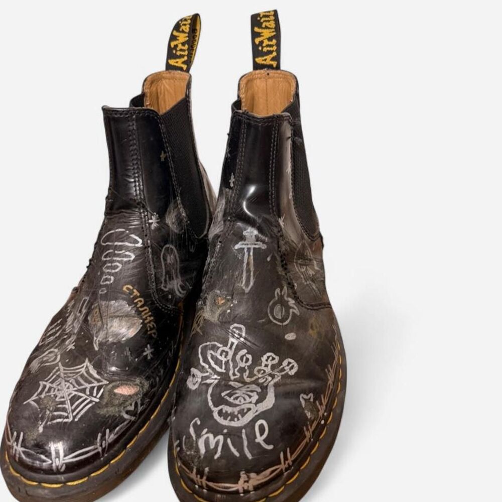 RARE Dr. Martens 2976 YS hand-painted custom graffiti chelsea boots, US L 10 - Picture 3 of 7